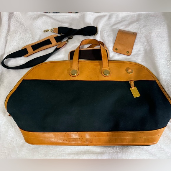 Dooney & Bourke Canvas and Leather Cabriolet Weekender bag - tan and dark green - Picture 2 of 15